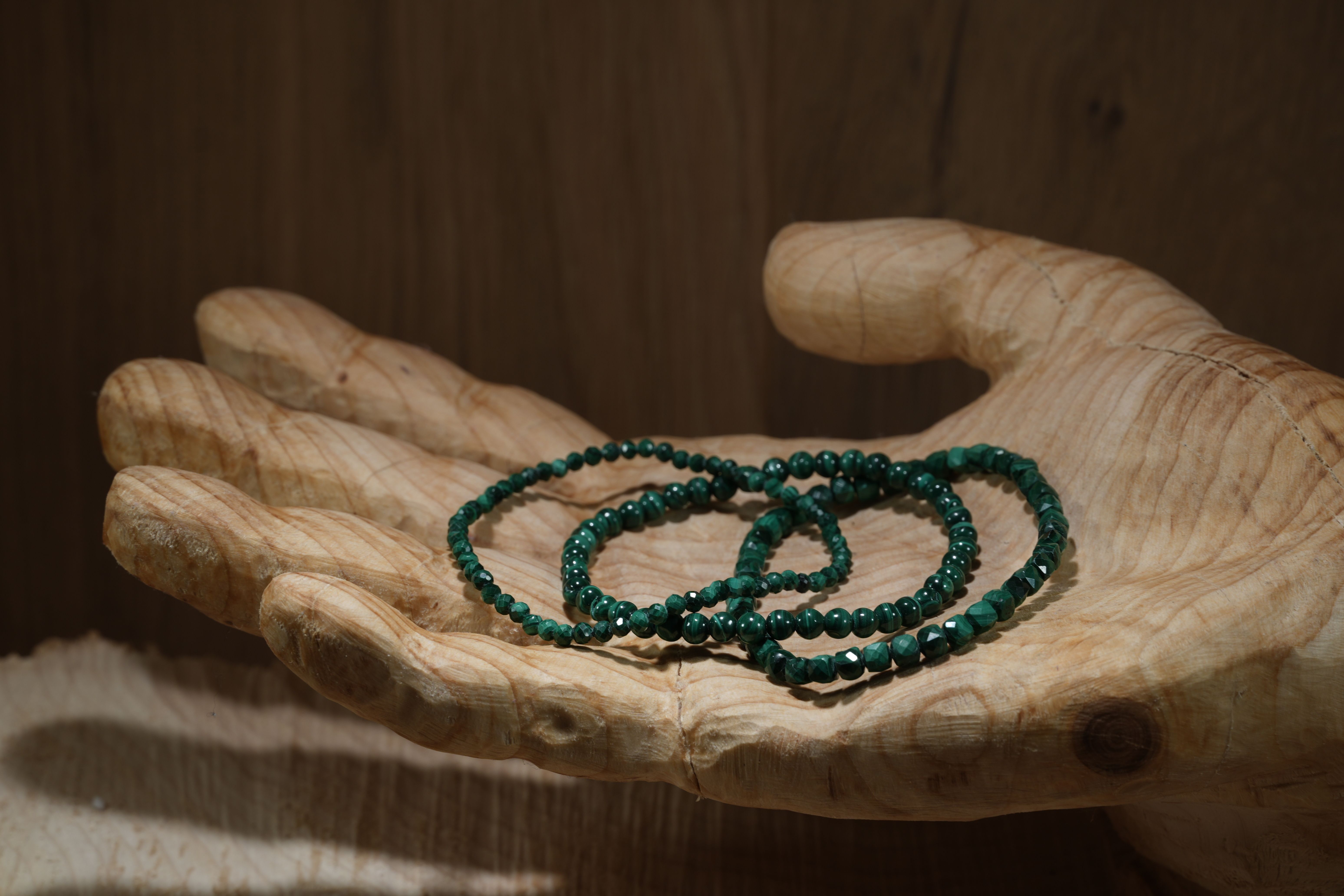 Malachite, bracelets