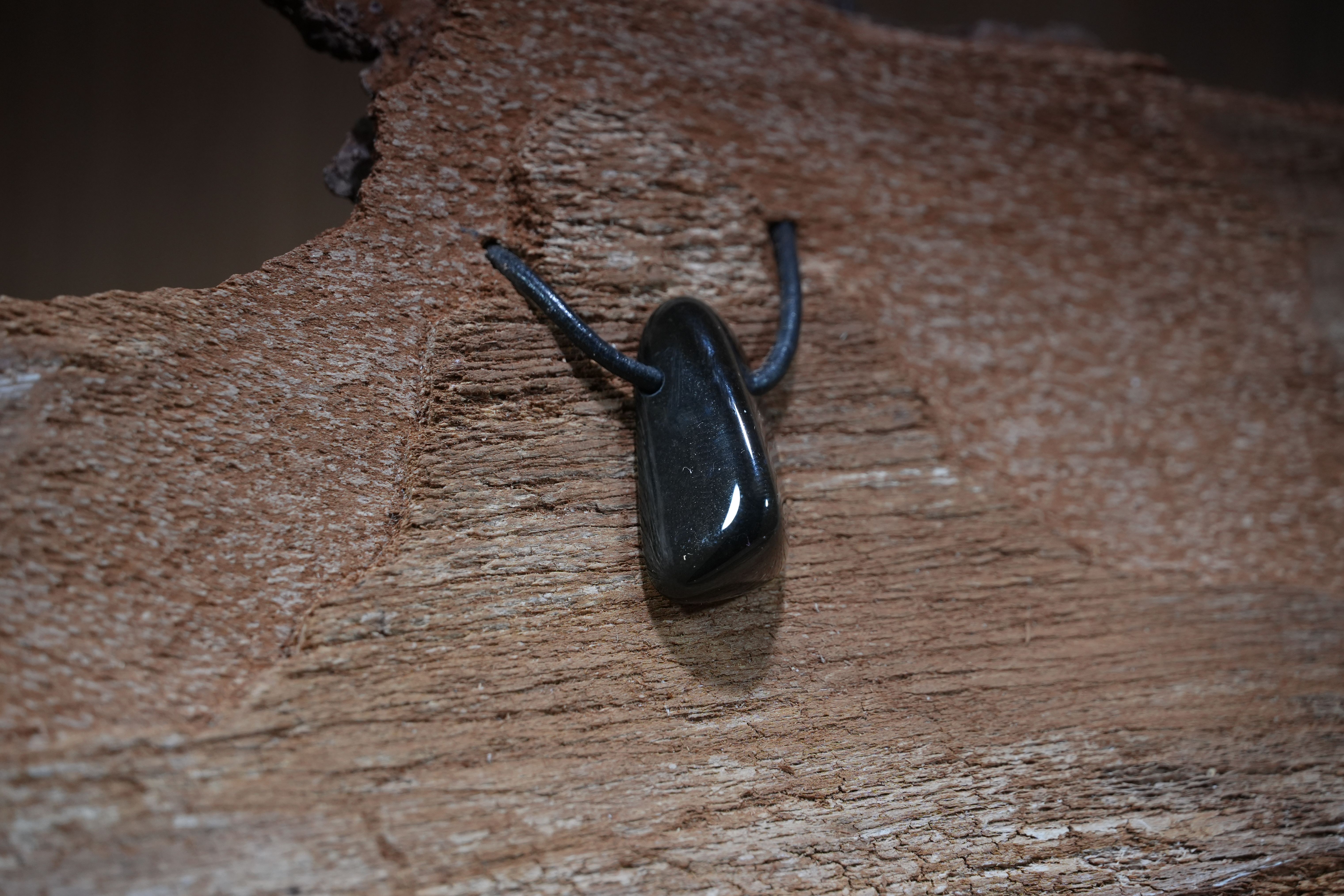 Onyx, Drilled · No. 1, 1.5 × 3 cm
