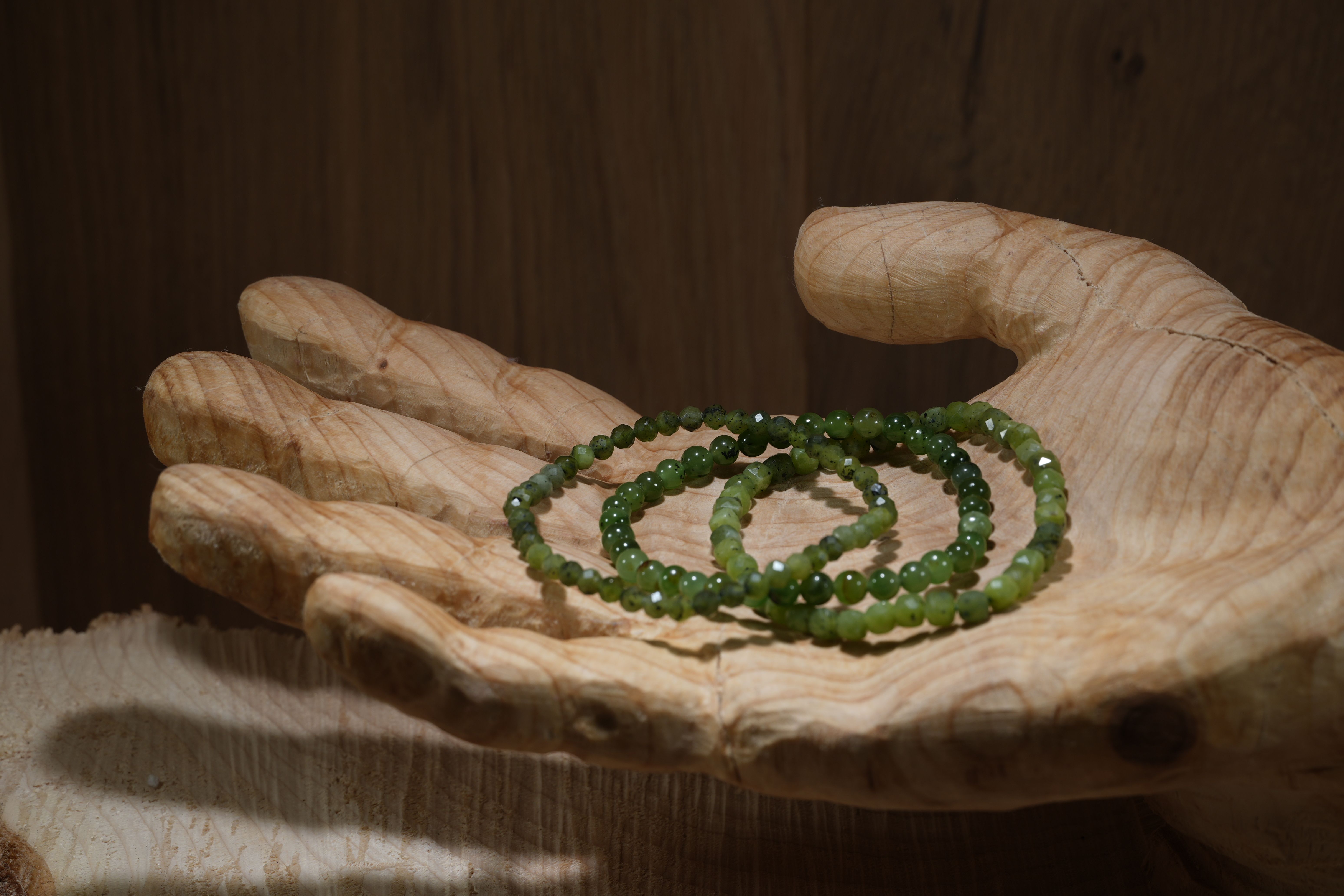 Canada jade, bracelets