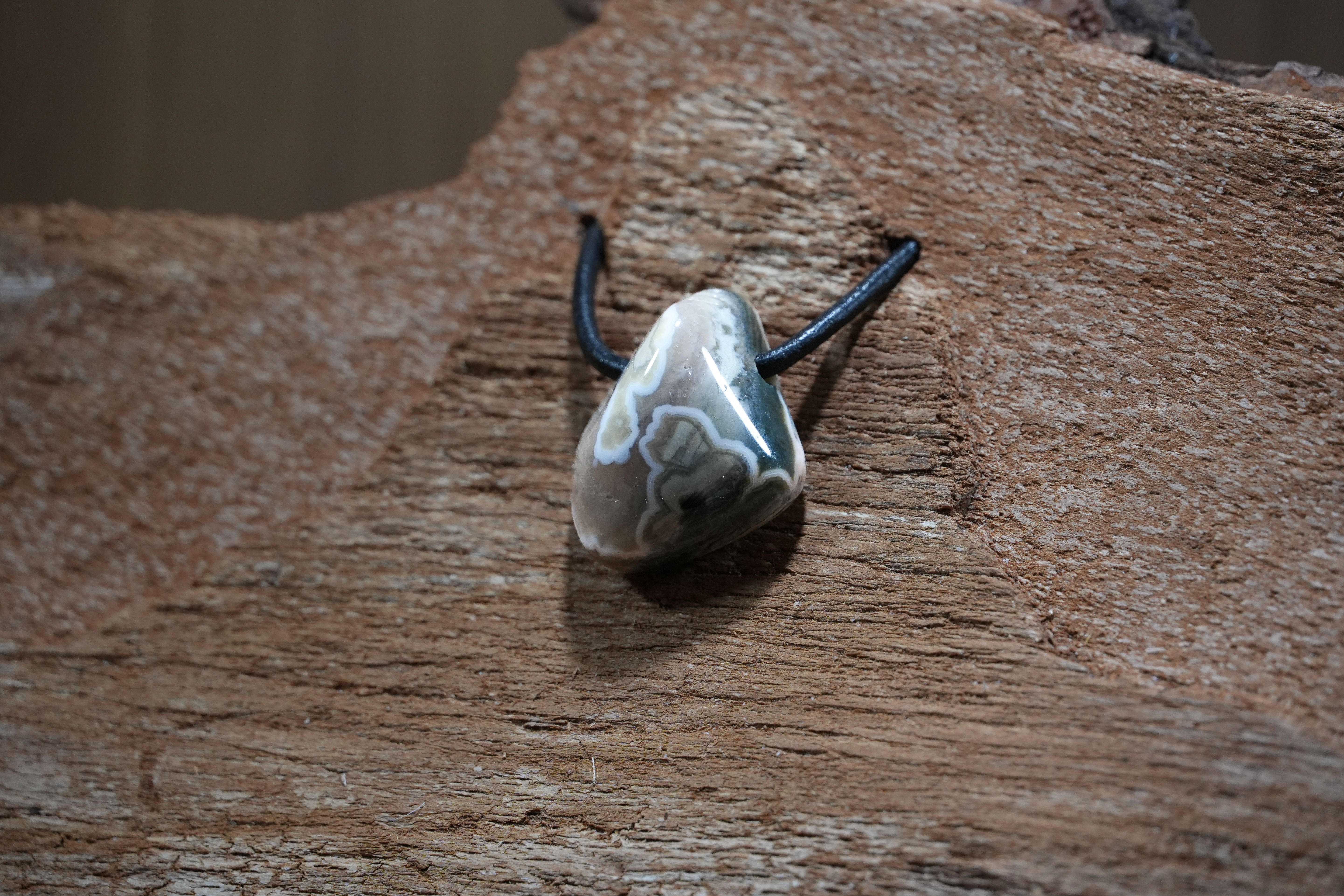 Ocean jasper, Drilled · No. 1, 2.2 × 2.8 cm