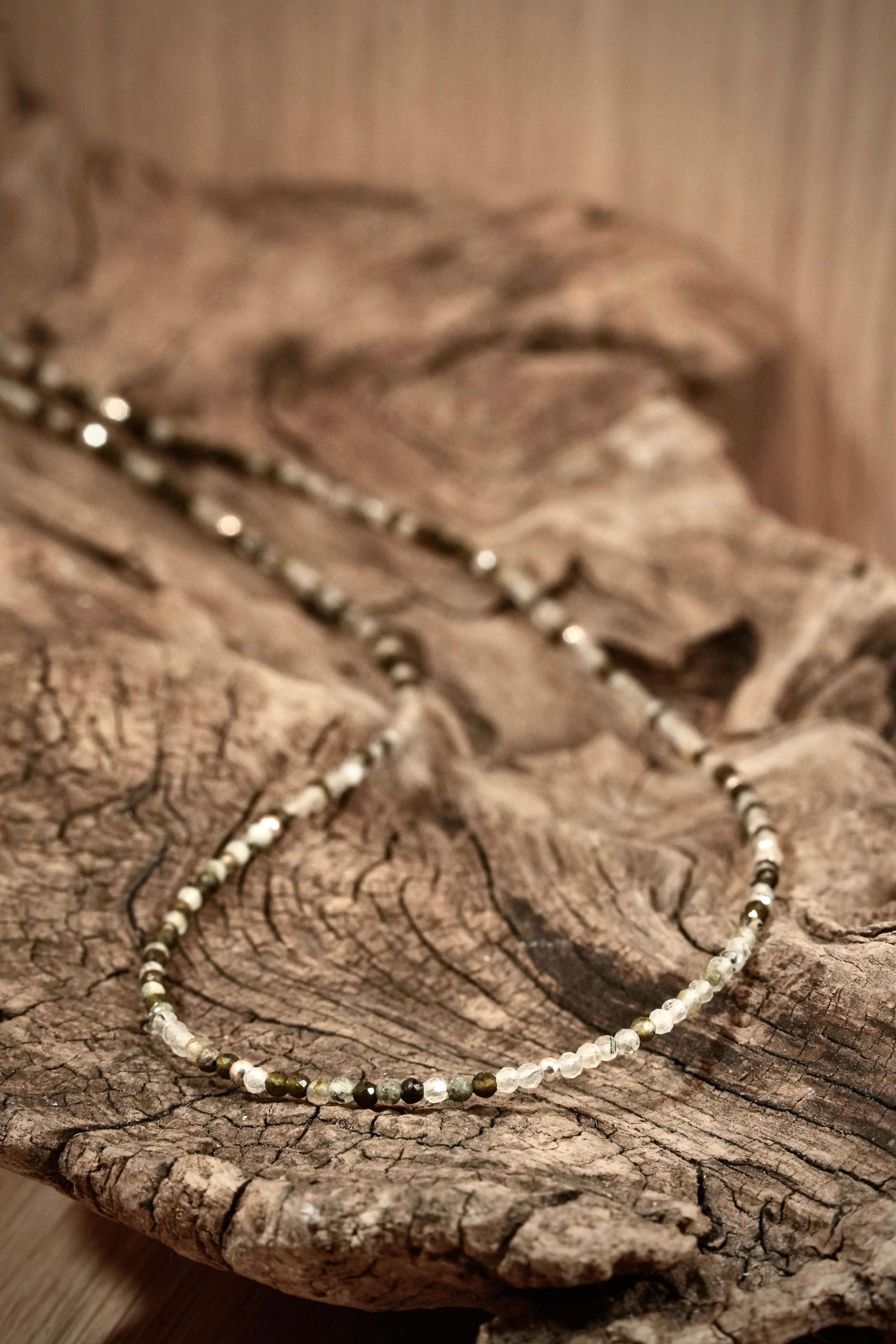 Prehnite bead necklace with silver beads