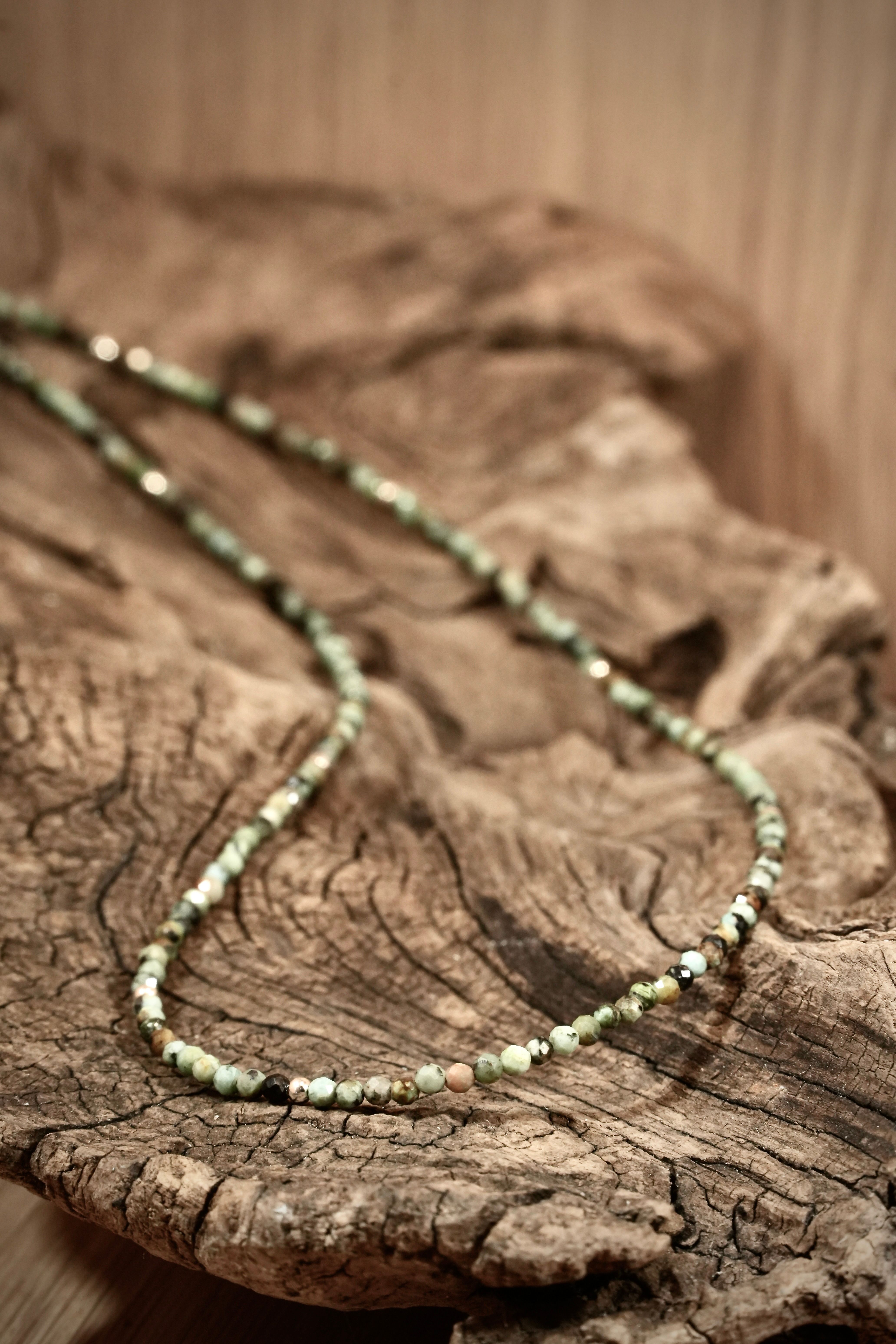Turquoise bead necklace with silver beads