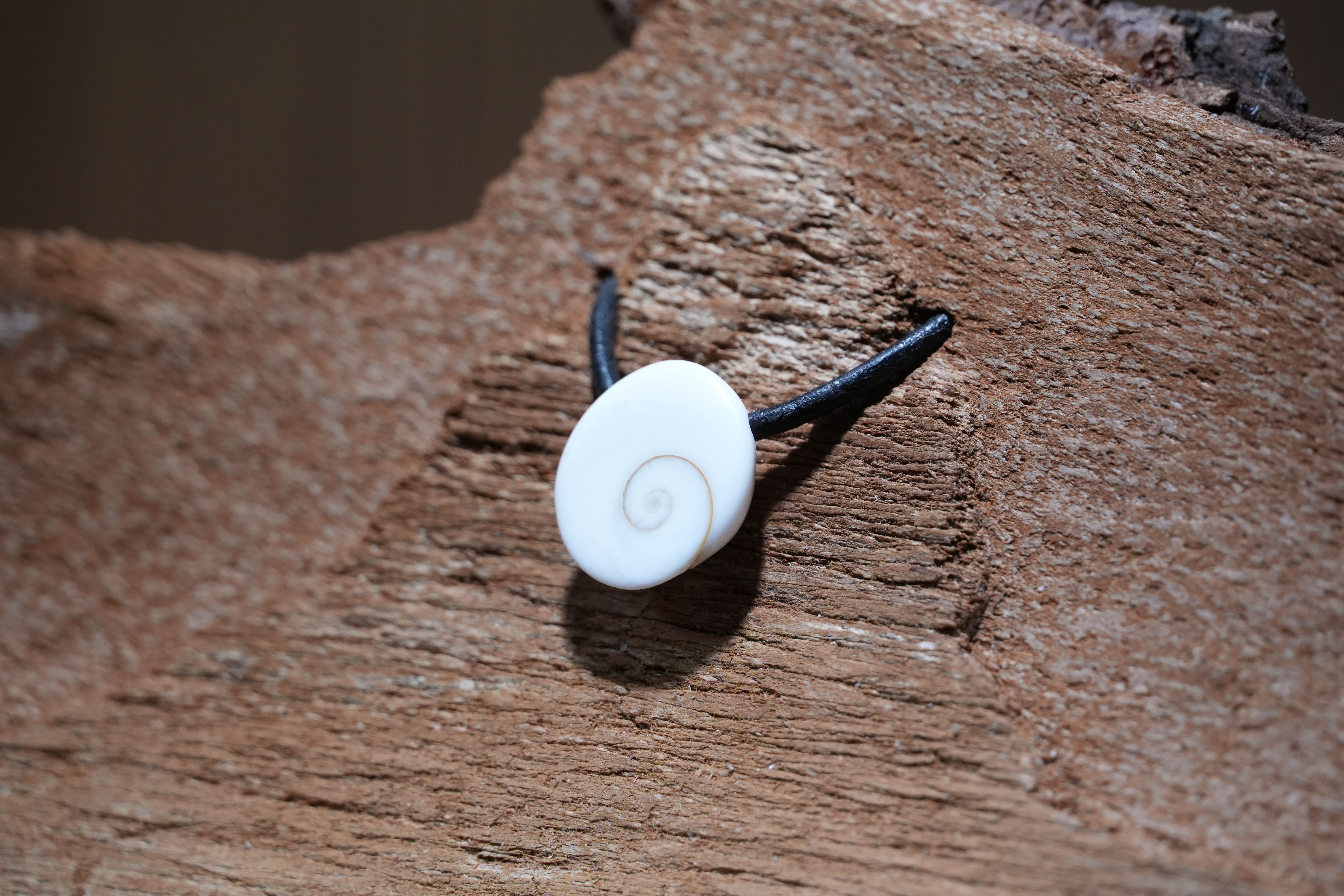 Shiva eye, Drilled · No. 1, 1.7 × 1.9 cm