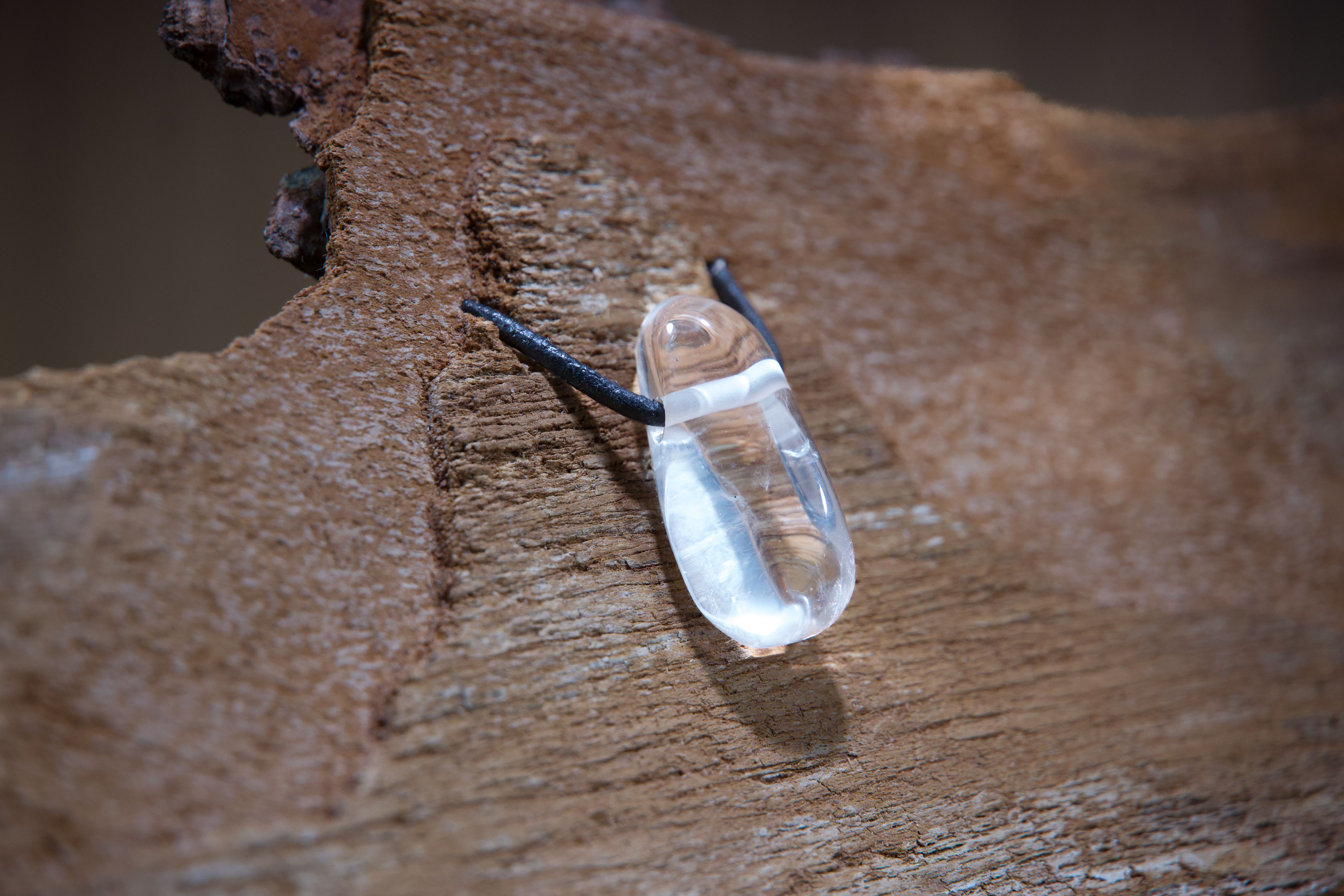 Rock crystal, Drilled · No. 1, 1.5 × 3.2 cm